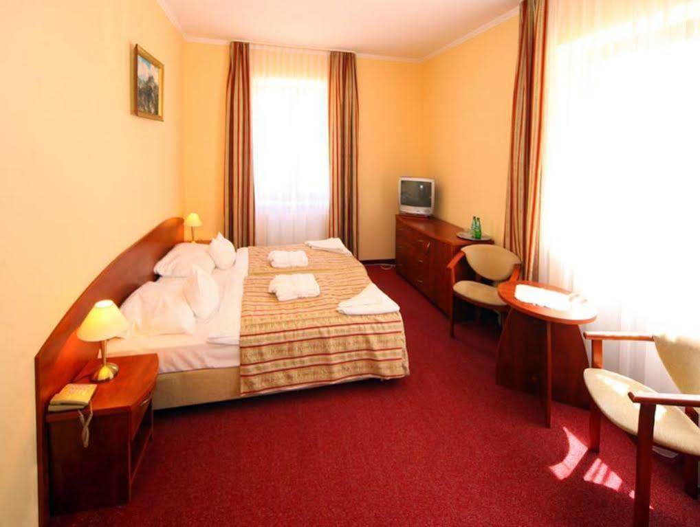 Hotel Le Mont Medical & Spa Swieradow-Zdroj Exterior photo